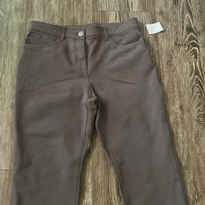 Women Chico pants